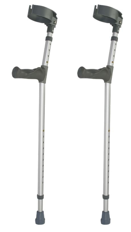 Foldable rollator with sturdy wheels and storage pouch