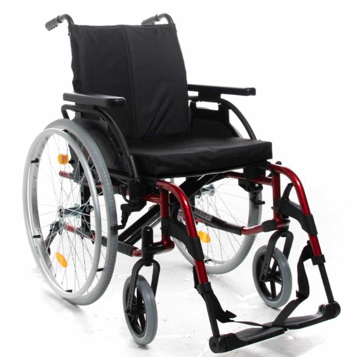 Breezy Basix2 - Self Propal Wheelchair RED - 20" ( solid tyres )